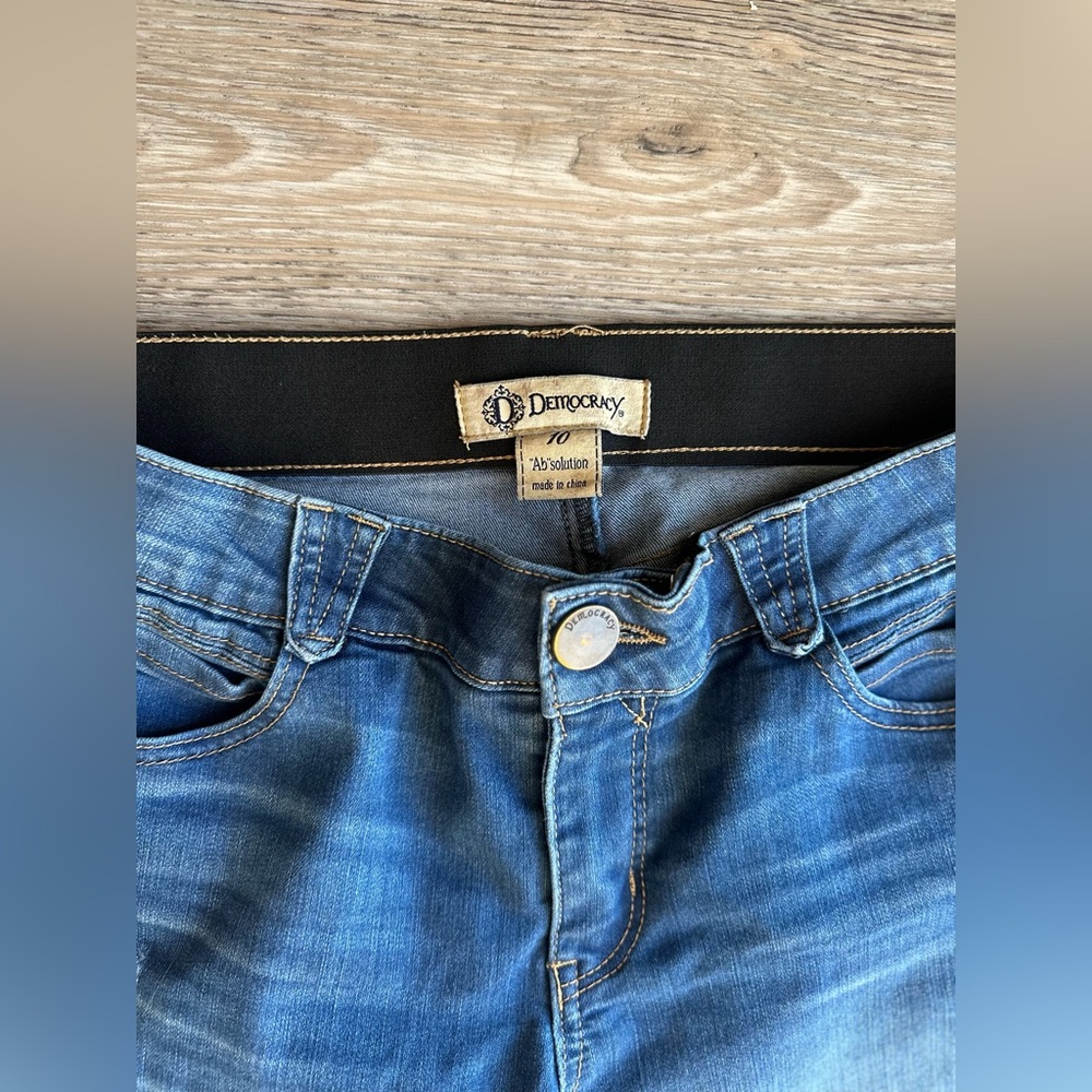 Democracy Skinny Jeans Distressed Stretch size 10 - Picture 3 of 5
